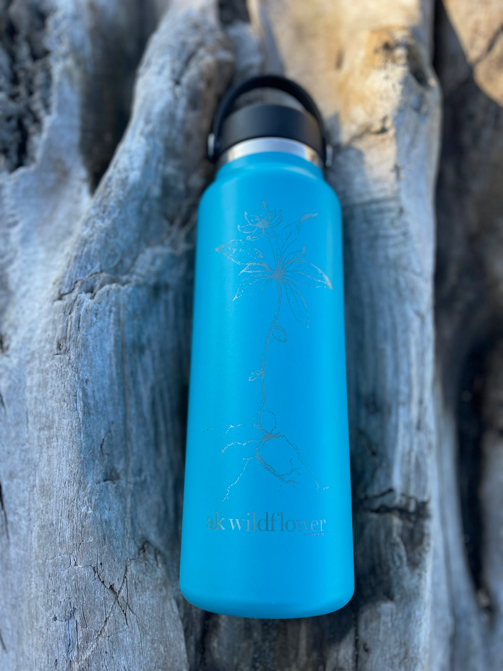 River AK Wildflower 40oz Hydroflask